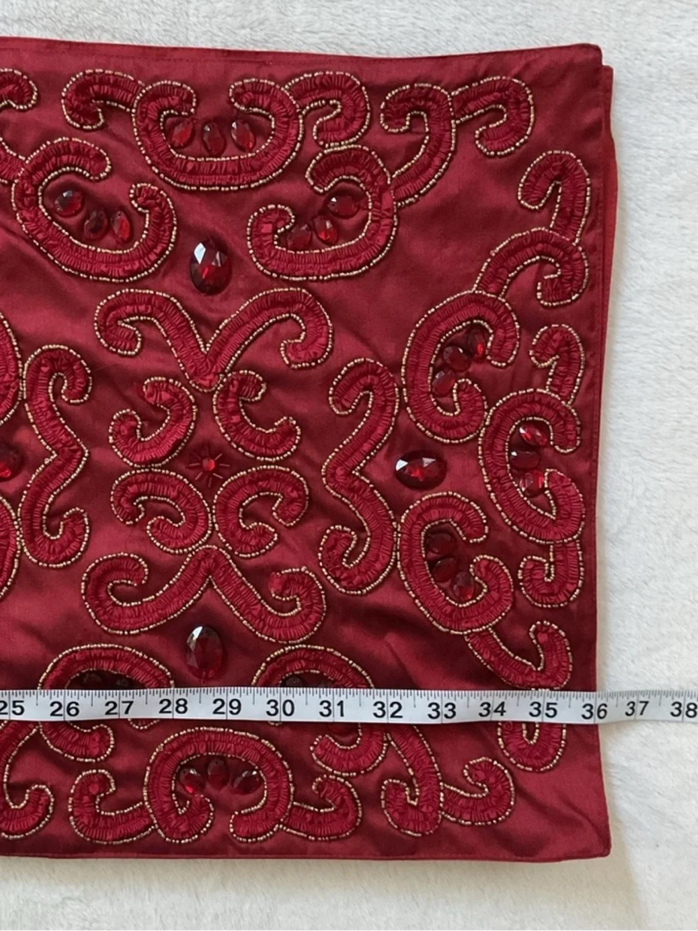 Kim Seybert Regent Beaded Table Runner 14x72 Red Gold Christmas